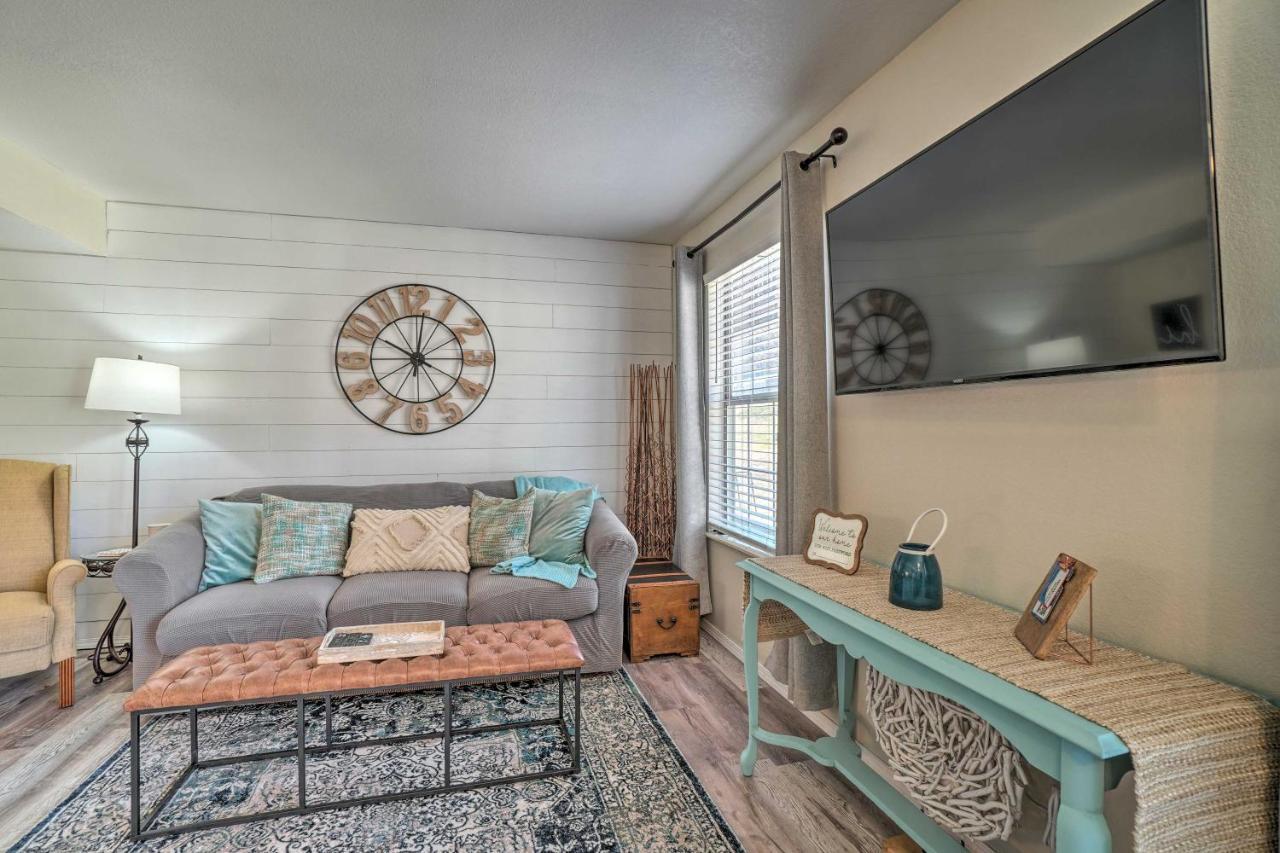 Centrally Located Branson Condo With Pool And Marina! Buitenkant foto