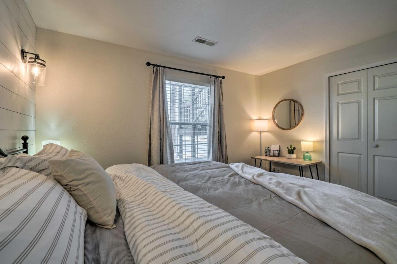 Centrally Located Branson Condo With Pool And Marina! Buitenkant foto